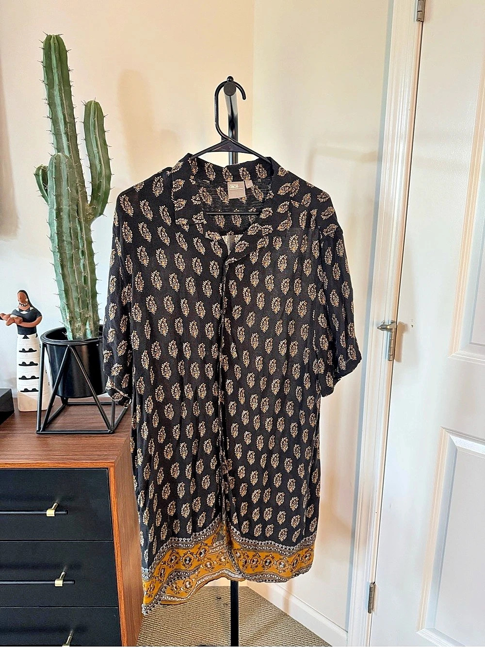 ASOS Paisley Button Down Shirt Size XL Like New